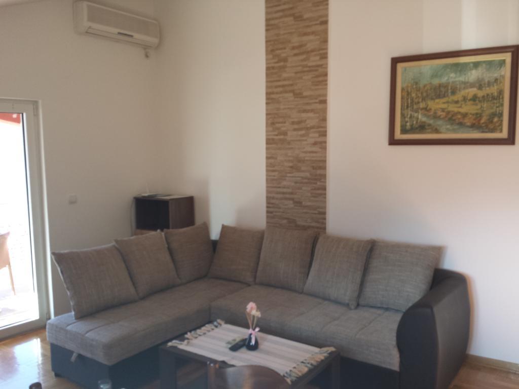 Apartments Lazarevic Kotor Zimmer foto